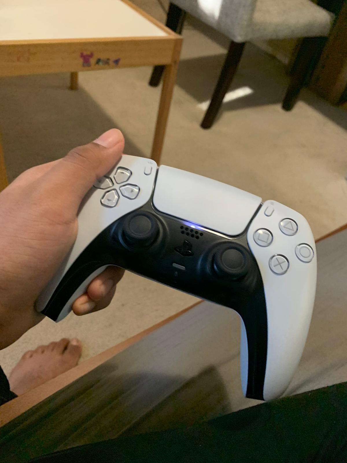 FrezsnSEZ5R2F0CLLnwom8XvfbmBLjquvaY3w113