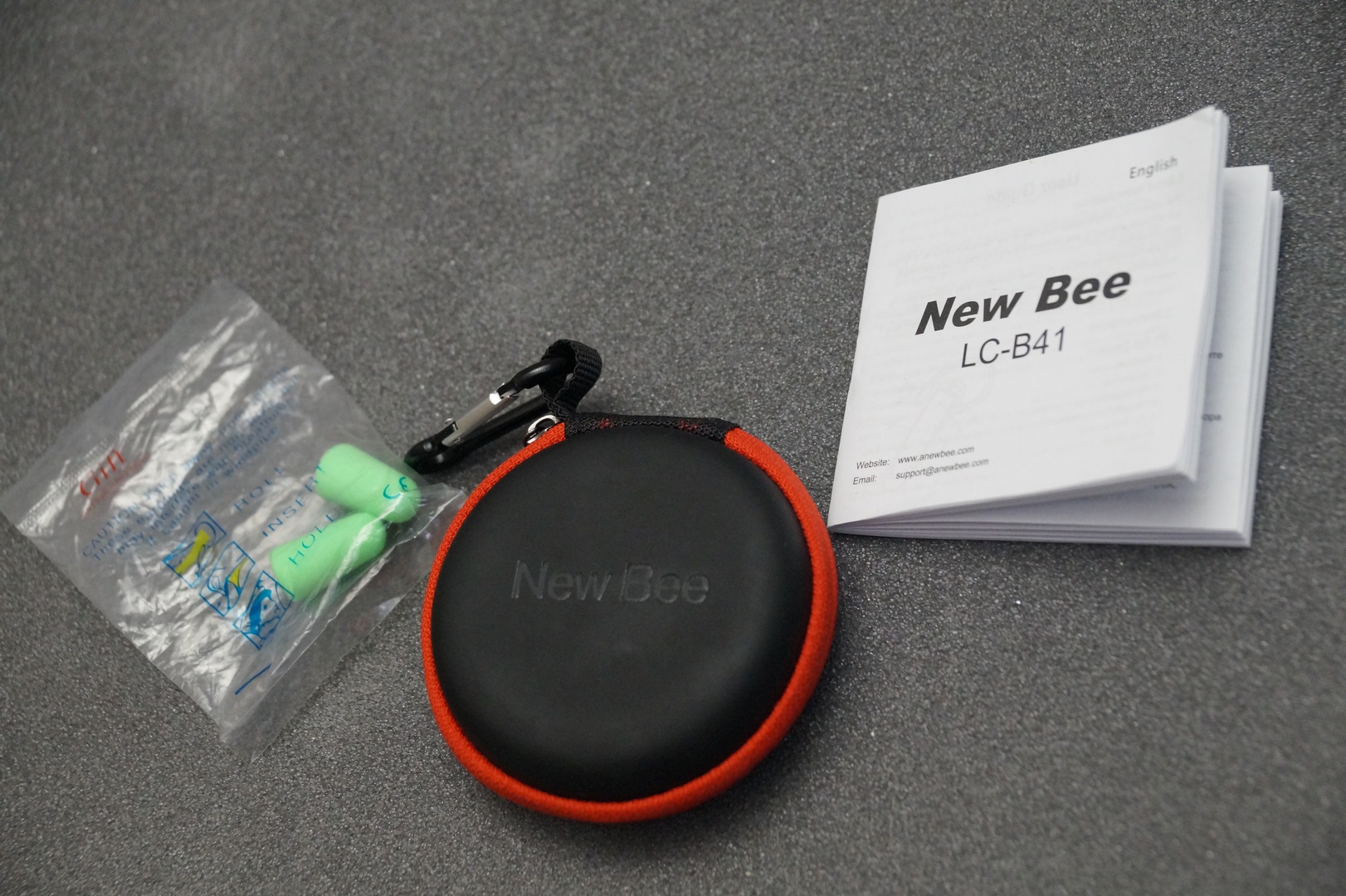 Наушник new bee. Гарнитура New Bee b41. New Bee LC-b41. Гарнитура блютуз для телефона New Bee LC-B 45.