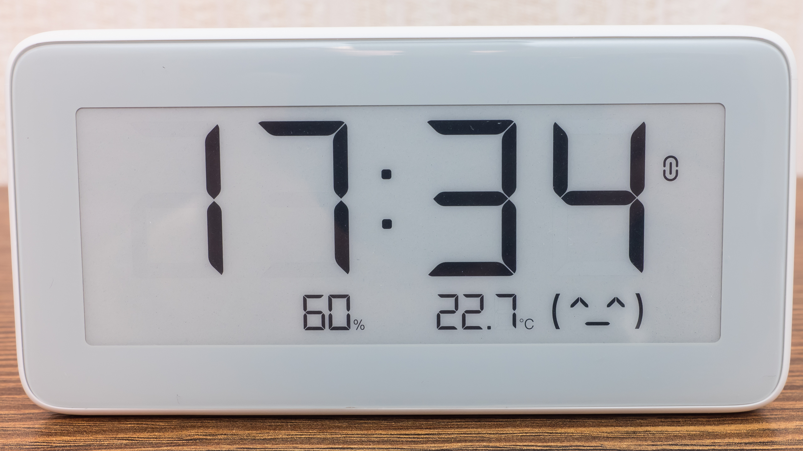 Часы датчик xiaomi. Xiaomi часы будильник eink. Часы Xiaomi e-Ink. Ксяоми часы электронные настольный. Настенные электронные часы Xiaomi.
