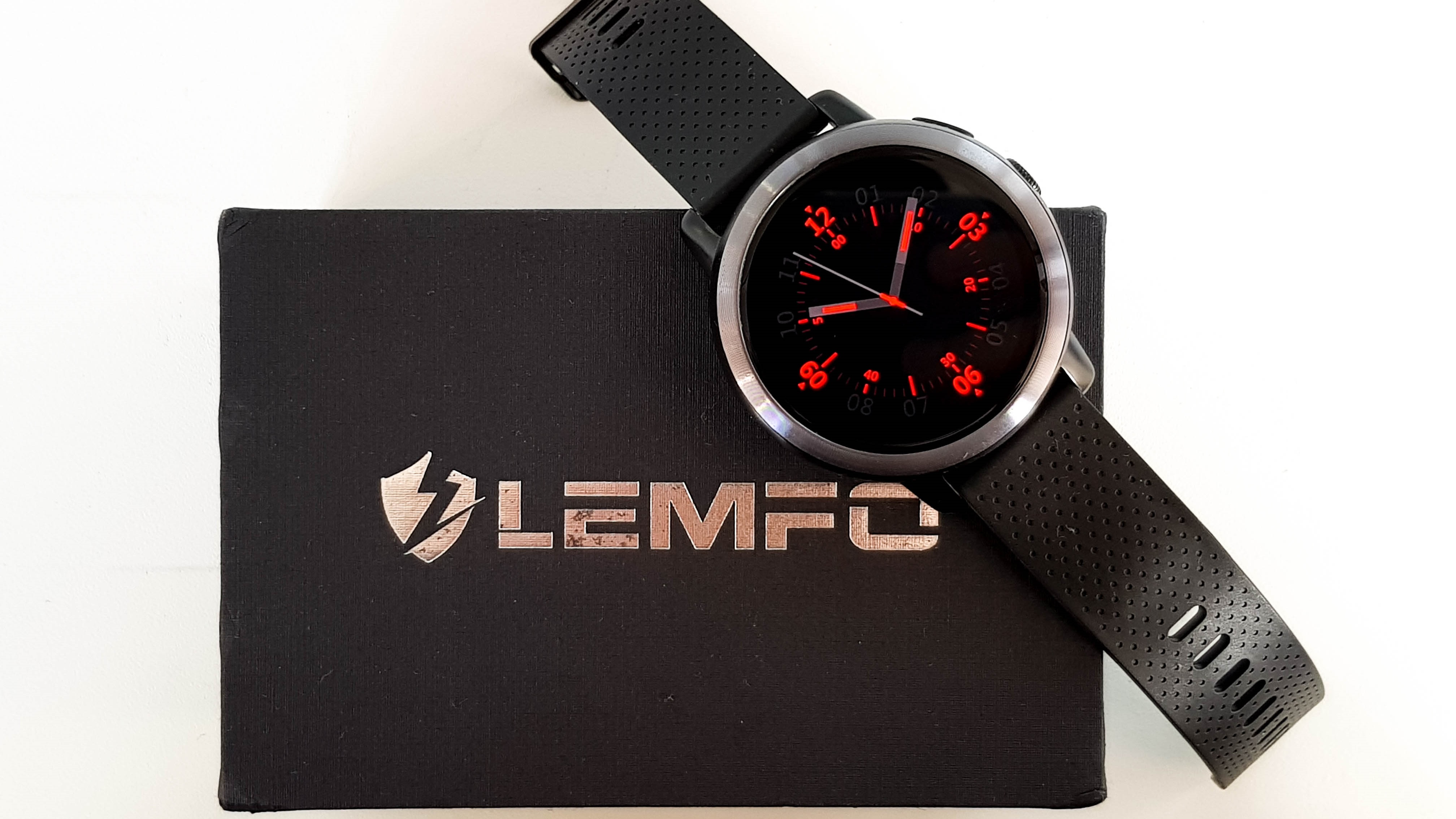 Обзор Lemfo LEM8: умные часы с круглым AMOLED-экраном, операционной системой Android и поддержкой 4G / Смартфоны и мобильные телефоны / iXBT Live