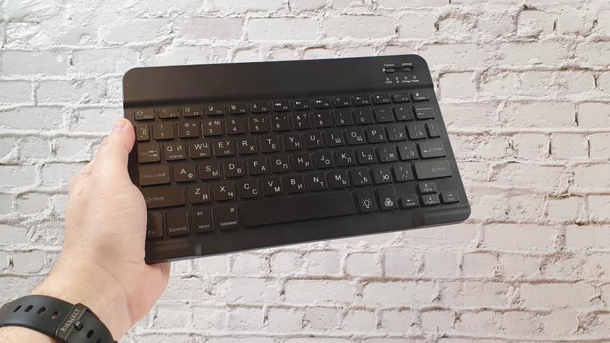 Доступный беспроводной комплект клавиатура  мышка для планшета или ТВ-приставки