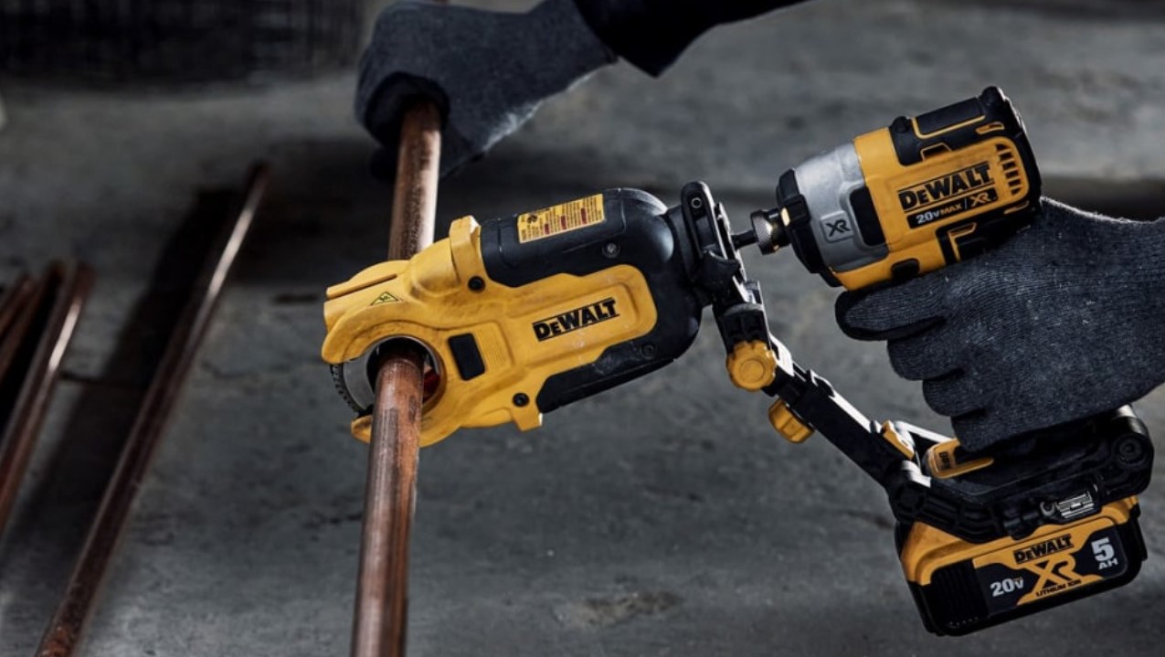 Новые насадки для резки труб DeWALT DWAPVCIR и DWACPRIR / Инструменты /  iXBT Live