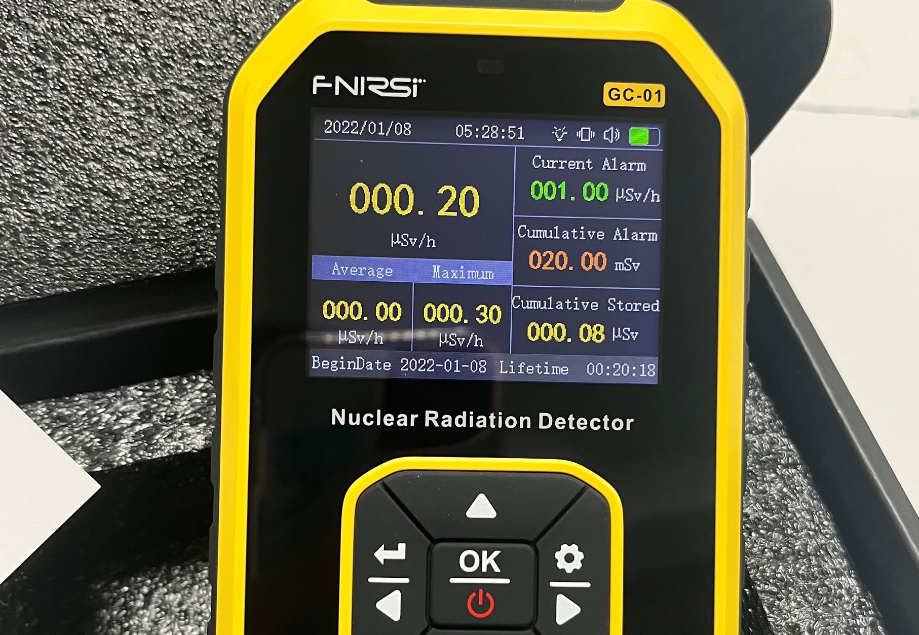 Как я переводил меню измерителя уровня радиации Fnirsi Geiger Counter