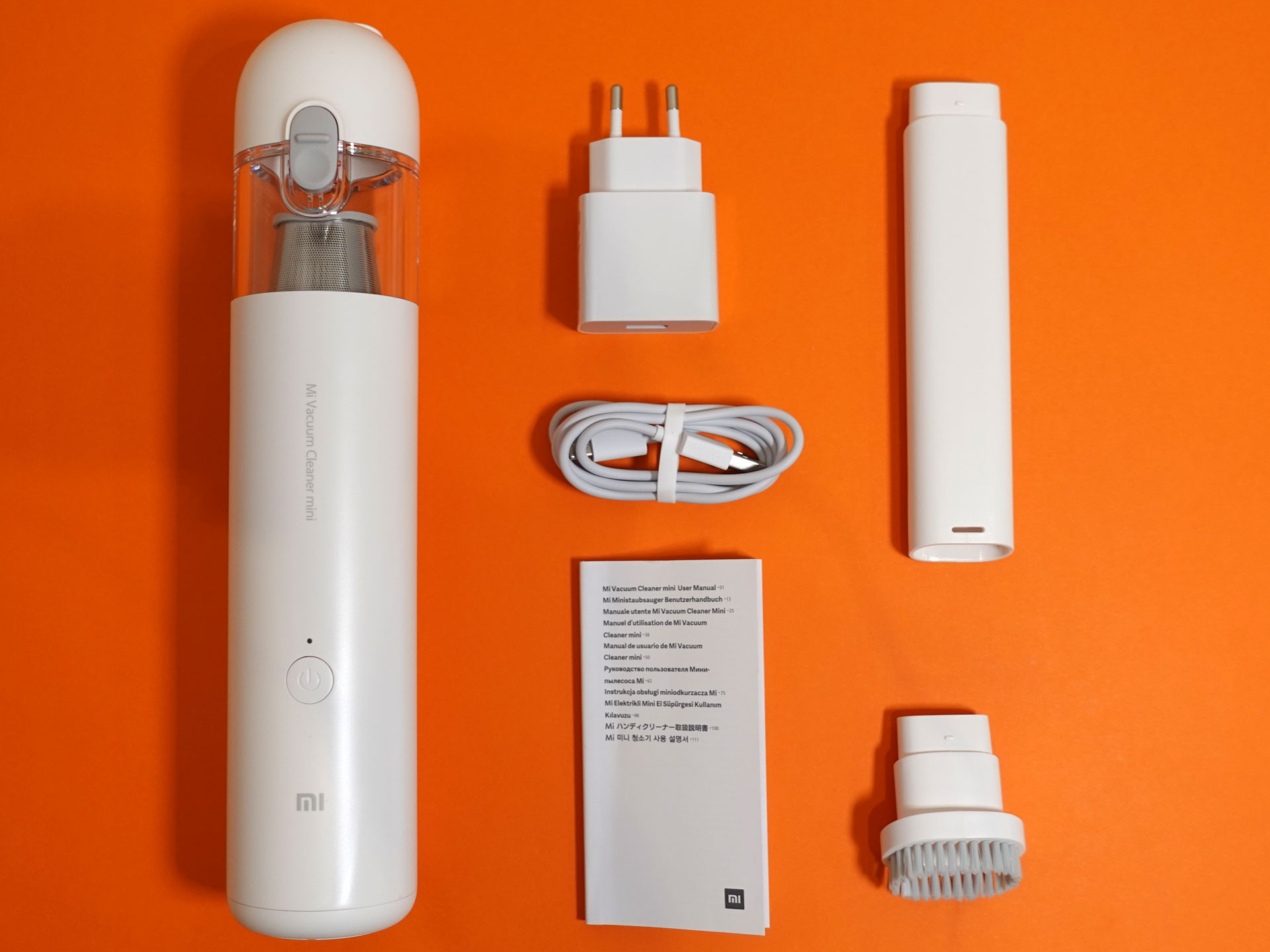 Для труднодоступных мест. Обзор мини-пылесоса Xiaomi Vacuum Cleaner Mini /  Комфортный дом и бытовая техника / iXBT Live