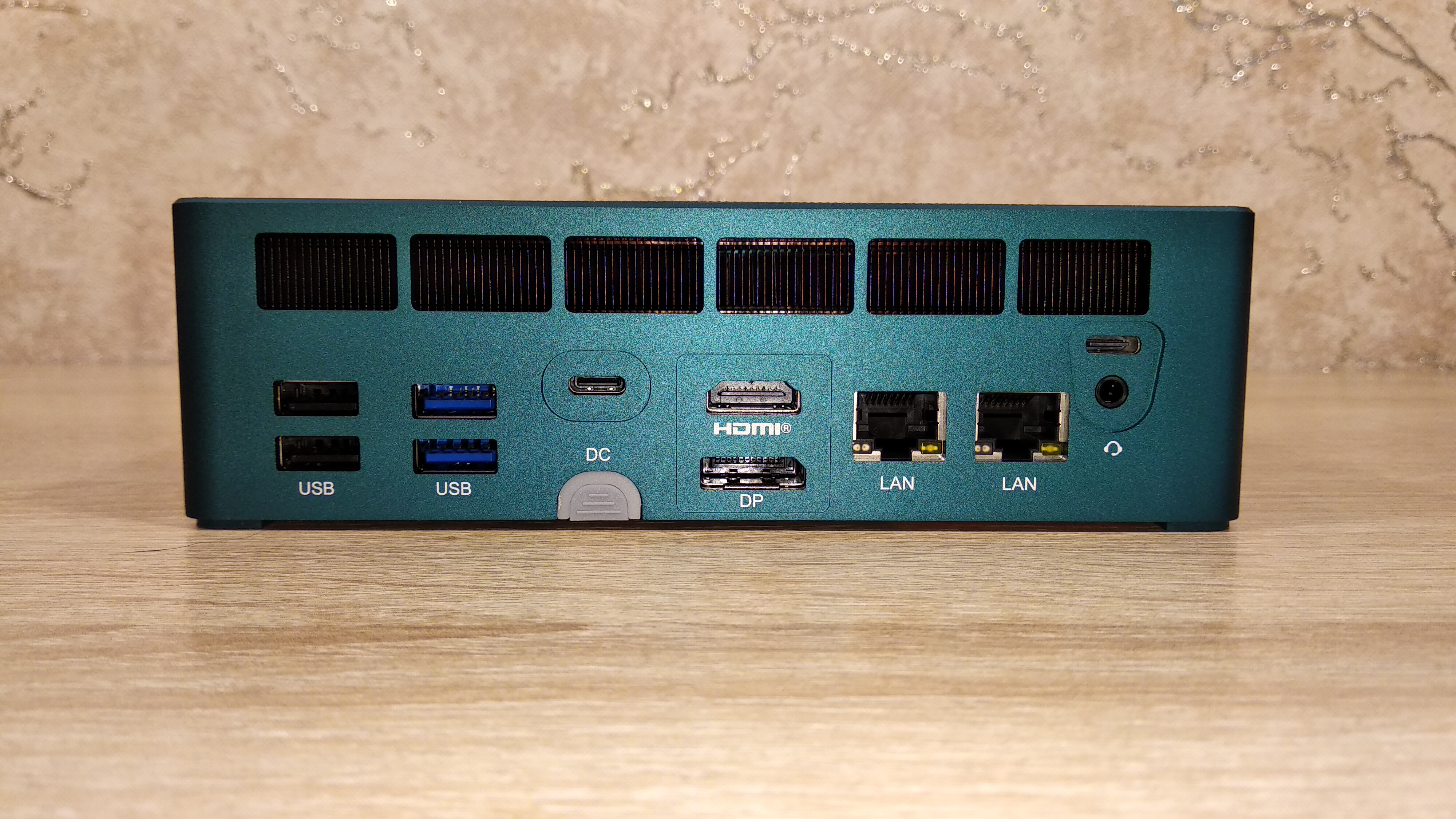 Долгожданная новинка среди мини-ПК: обзор Beelink GTR7 с