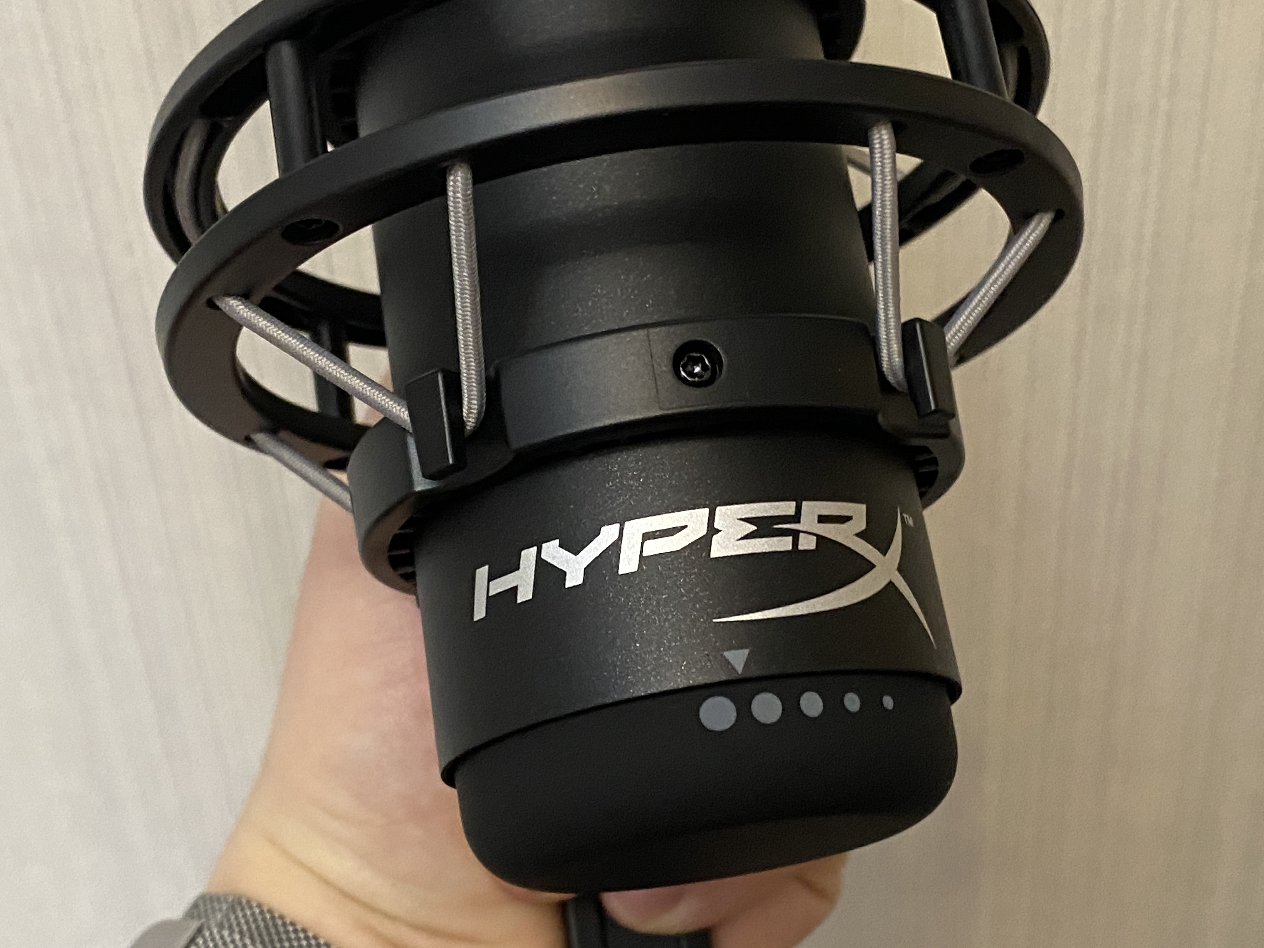 Liveb. HYPERX Quadcast s. HYPERX Microphone Quadcast s. HYPERX микрофон разъем. HYPERX Quadcast s White.