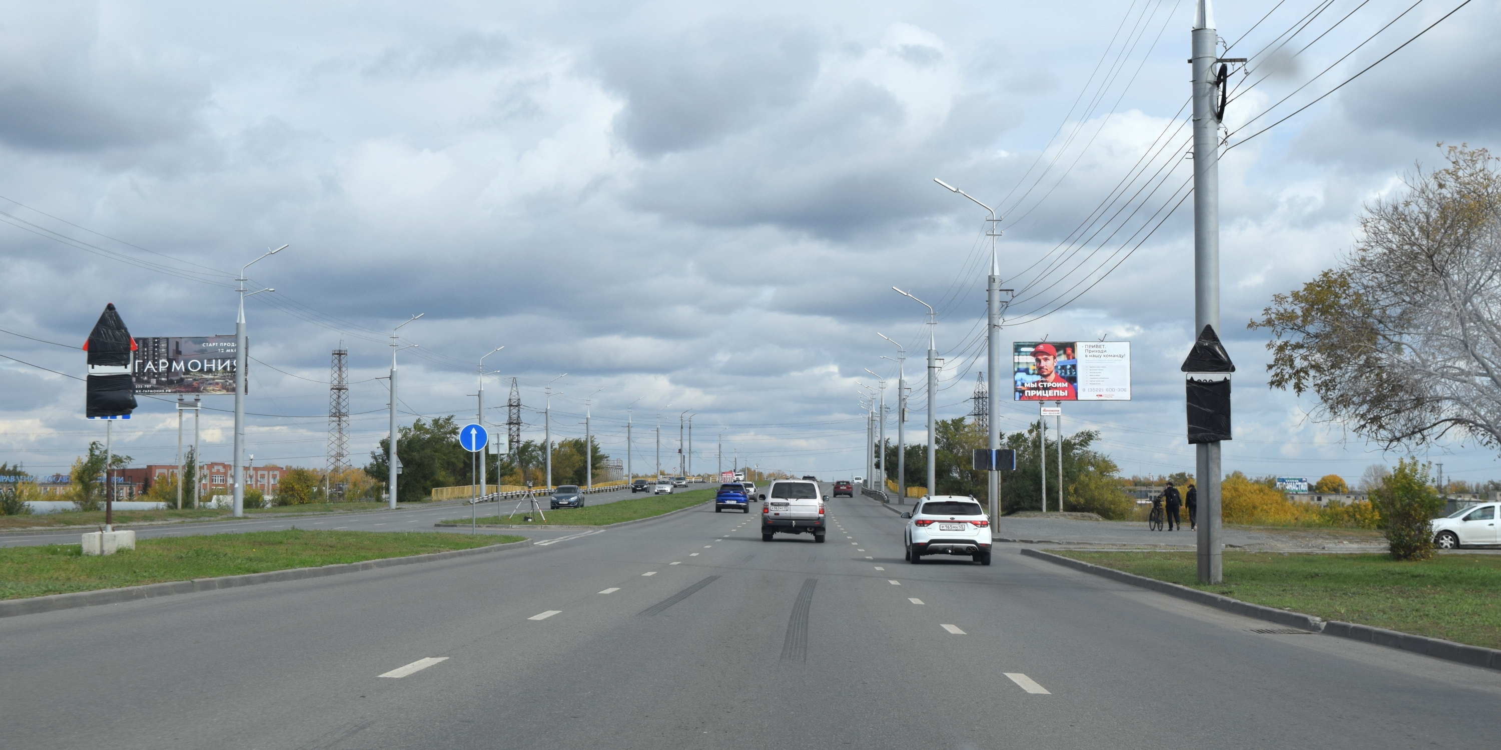 Зачем дорожные знаки закрывают черным пакетом / Автомобили, транспорт и  аксессуары / iXBT Live