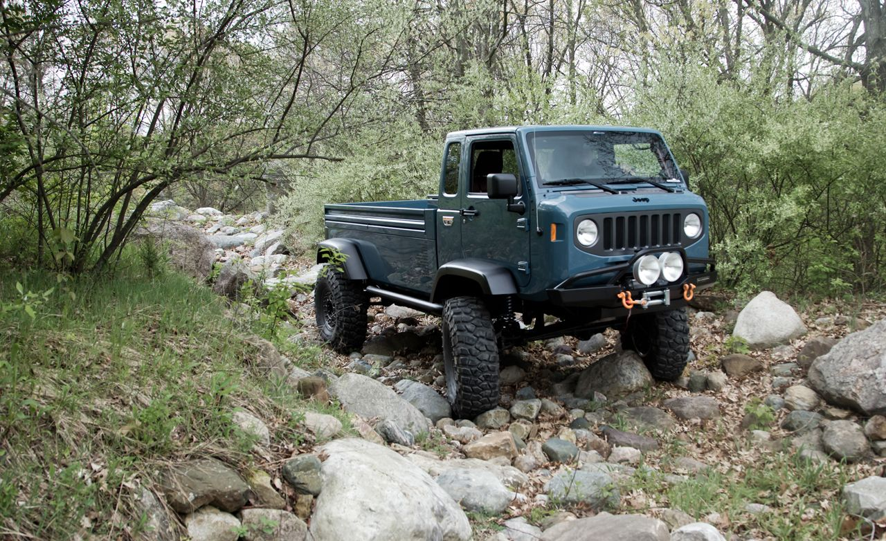 УАЗ-452 и Jeep Forward Control 150: скопировали ли у нас «Буханку»? /  Автомобили, транспорт и аксессуары / iXBT Live