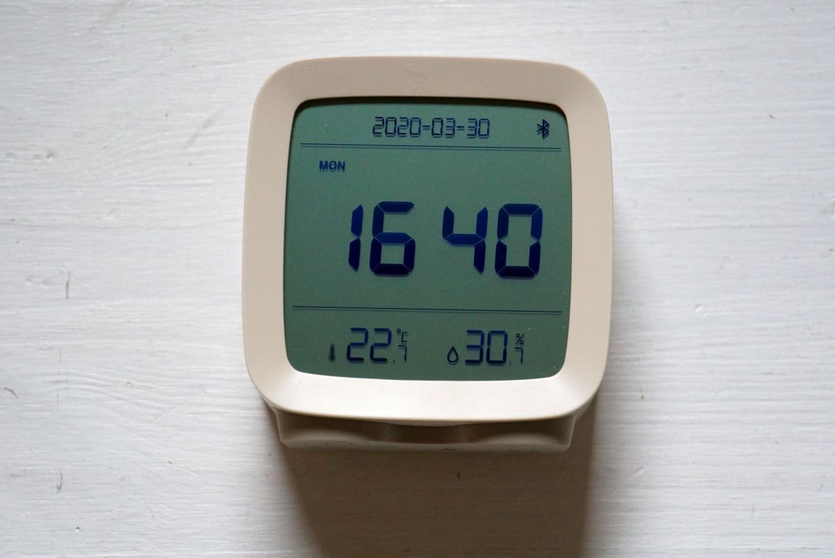 Часы с соединением с телефоном. Bluetooth-будильник Qingping из экосистемы Xiaomi. Часы Qingping. Qingping Lite Xiaomi.