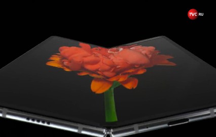 Раскладной смартфон-планшет Samsung / Смартфоны и телефоны / iXBT Live
