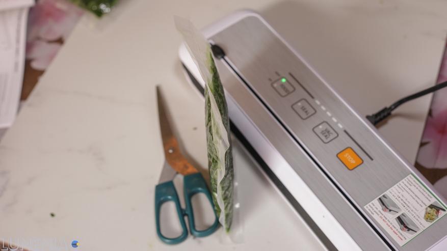 Как сохранить продукты? Обзор вакууматора Laimeng с Алиэкспресс Гаджеты