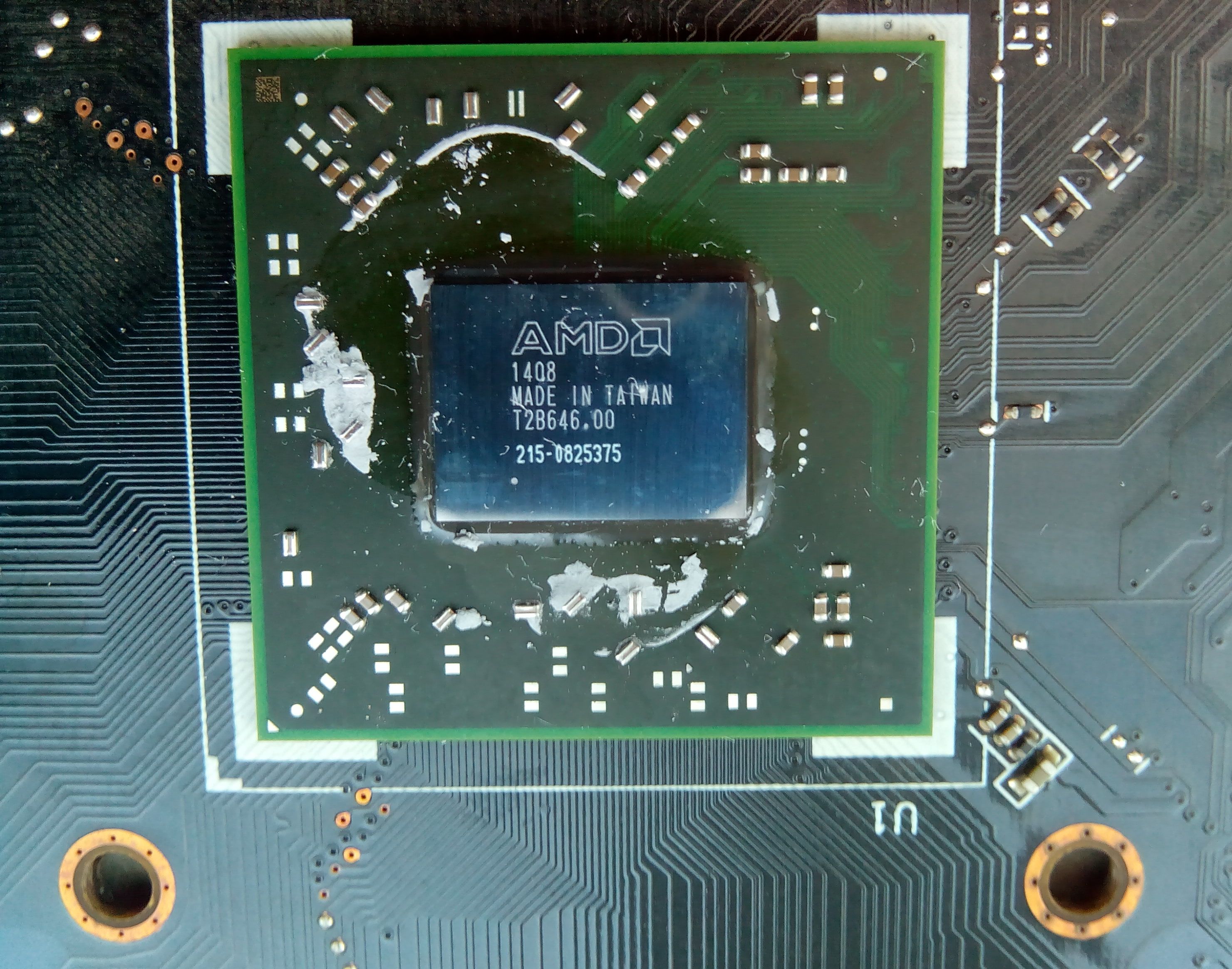 Производителя памяти видеокарты. Видеочип hd7770. AMD 1330 чип.