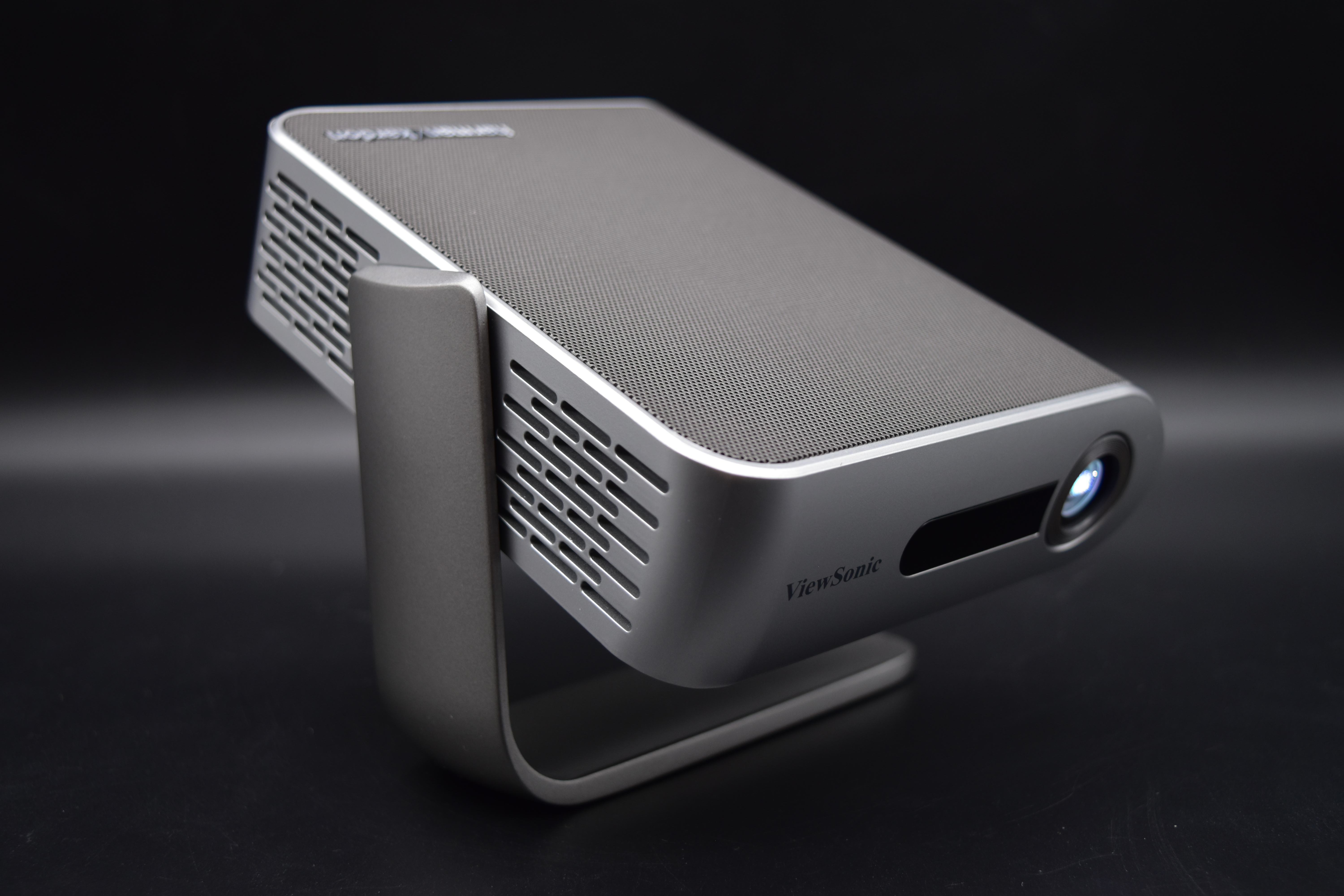 Обзор портативного проектора ViewSonic M1: вполне рабочая лошадка