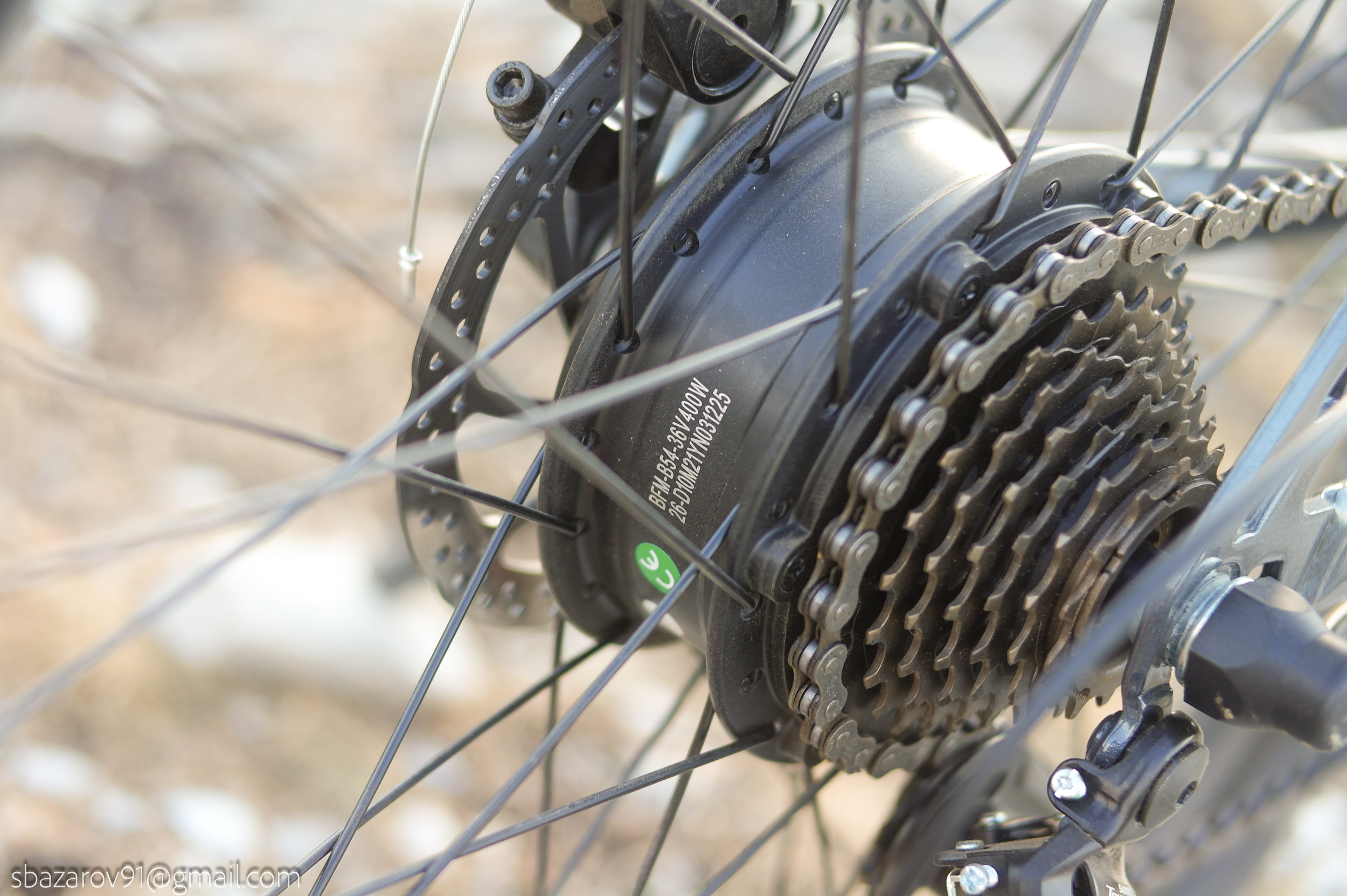 До 45 км на одном заряде! Обзор E-MTB-велосипеда Hiper Engine B54 ...