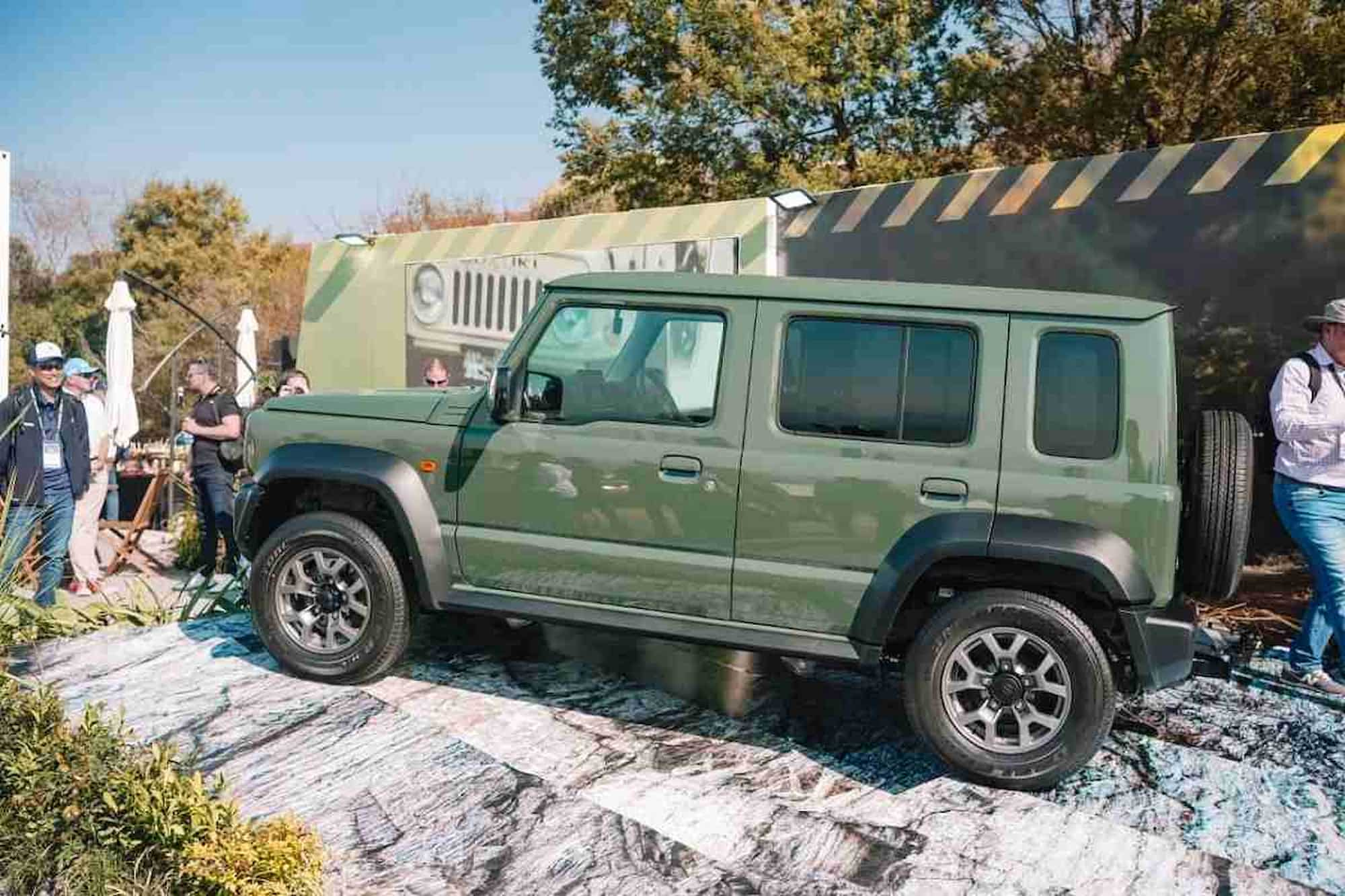 УАЗик на максималках, но дешевле. Увеличенный рамный внедорожник Suzuki  Jimny за 1,4 млн рублей расширяет рынки сбыта / Автомобили, транспорт и  аксессуары / iXBT Live