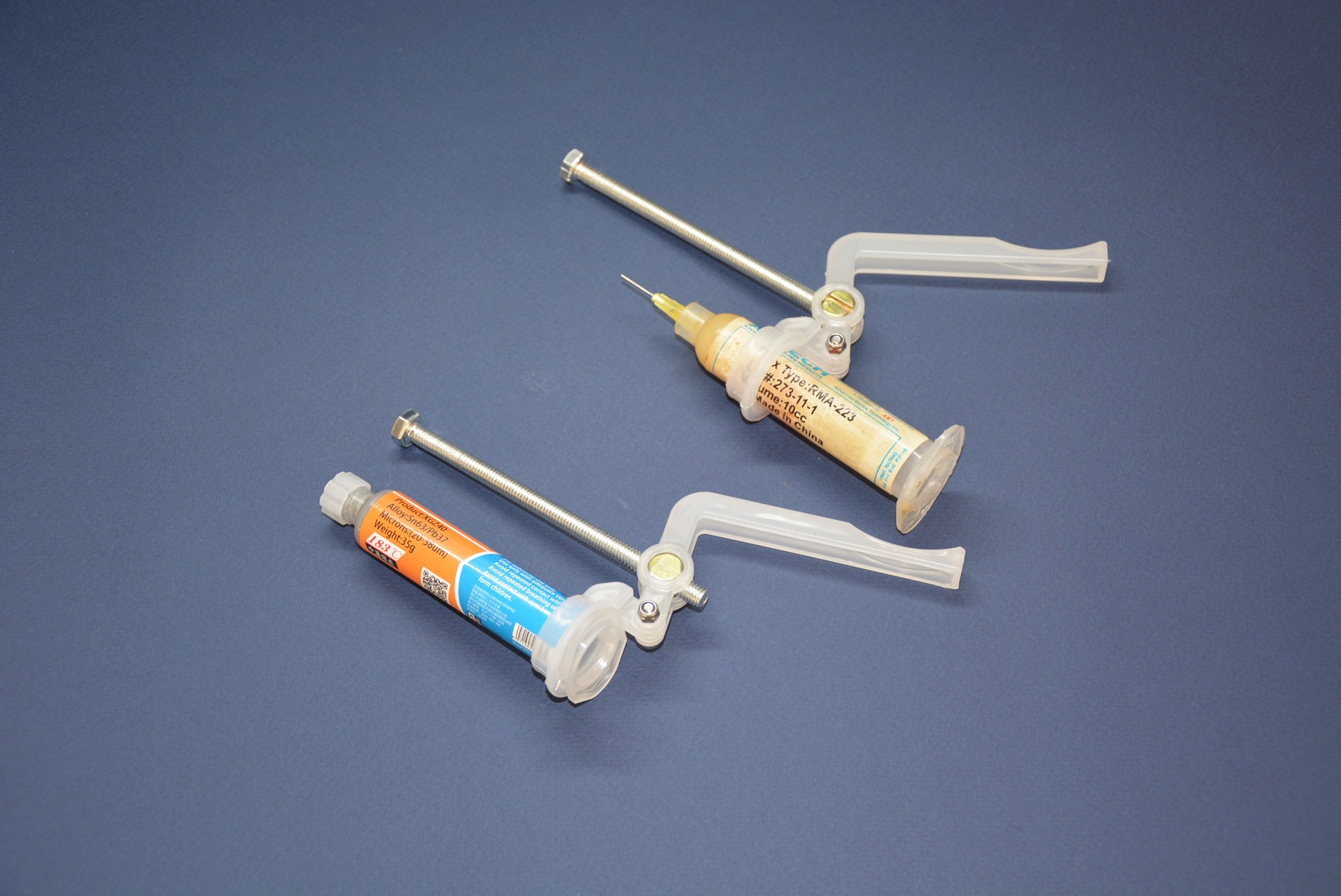 Полезное приспособление для пайки. Обзор удобного экстрактора флюса ...