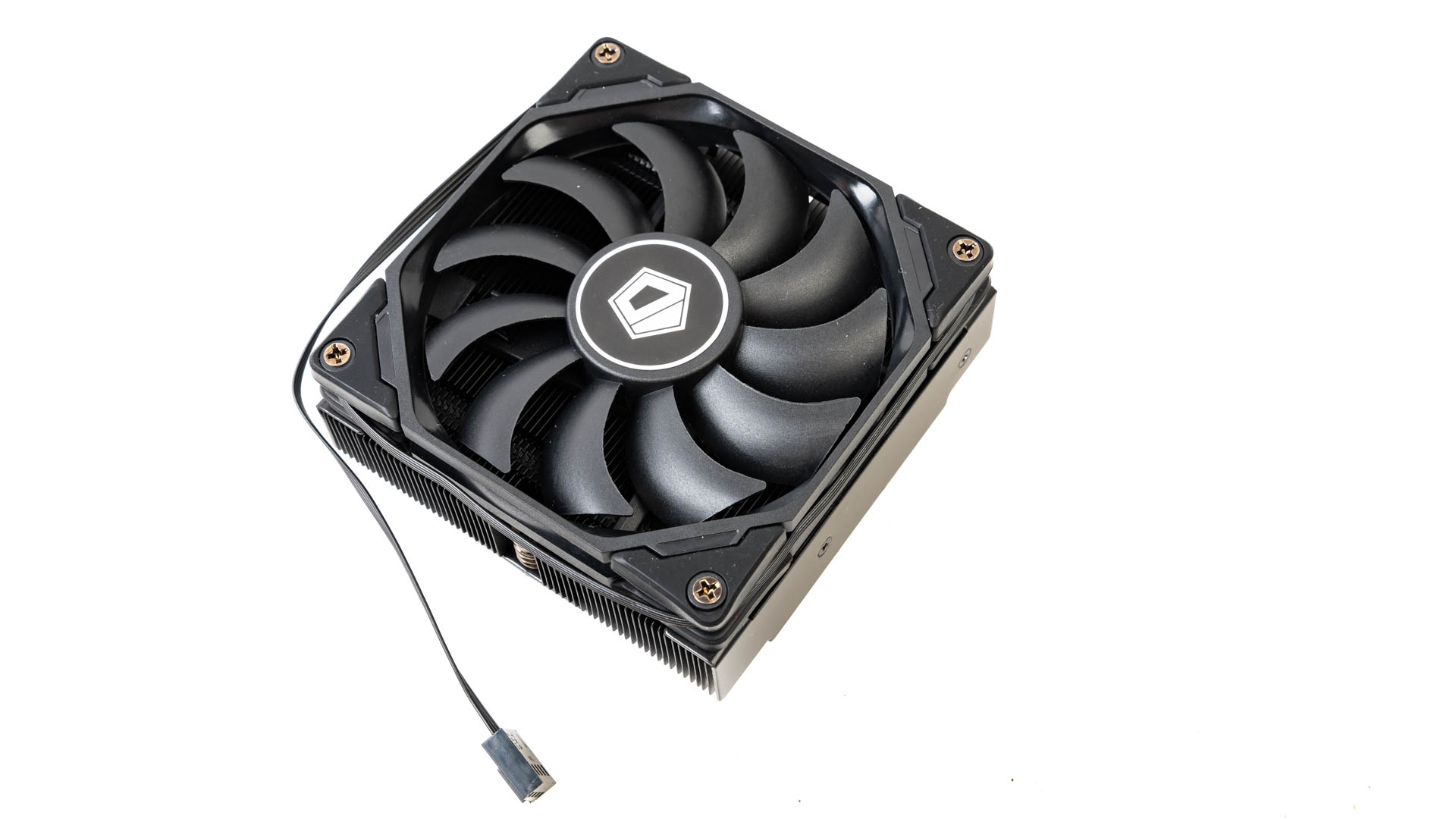 Обзор низкопрофильного кулера ID-Cooling IS-47-XT для персональных