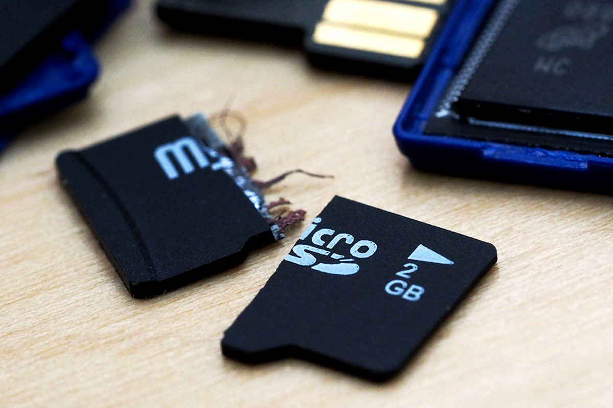 Компьютер не распознаёт / не видит флеш-карту: microSD, miniSD, SD