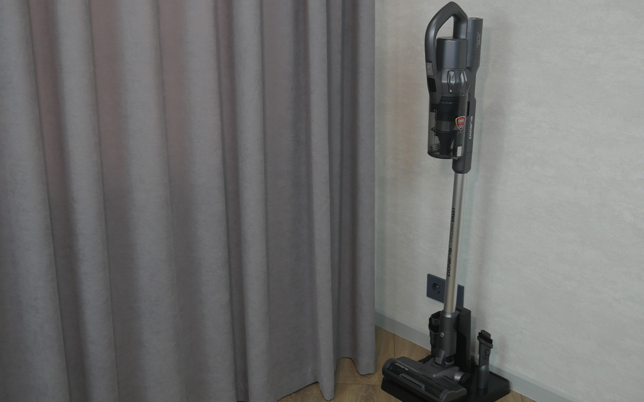 Polaris pvcs 4060. Пылесос поларис pvcs 4060 как разобрать. Polaris pvcs 4060. Polaris pvcs 4060 cyclonic smart мотор. Насадки длявертикального пылесоса полярис назначение.