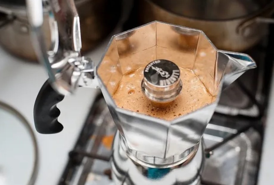 Рецепт приготовления кофе в гейзерной кофеварке