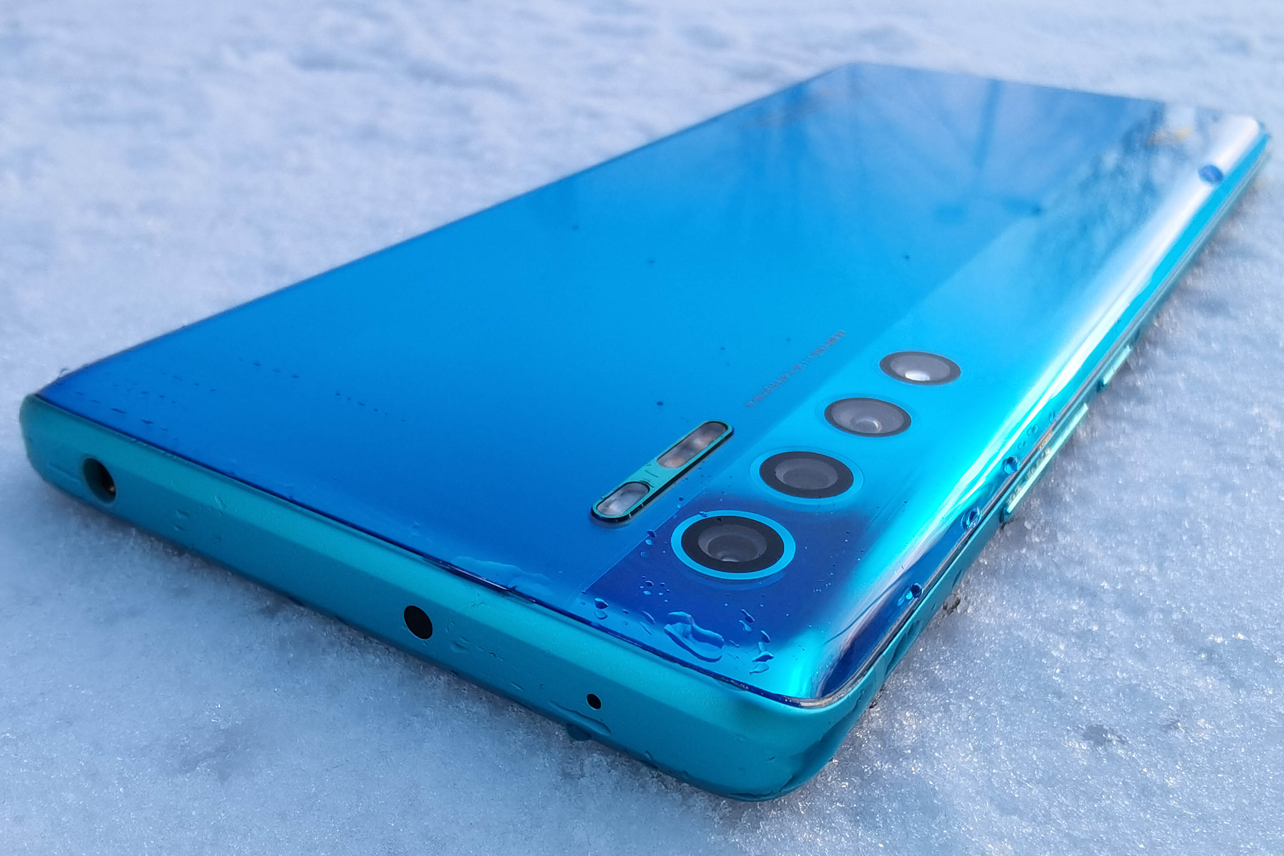 Обзор TCL 20 Pro 5G: нетривиальный смартфон с отличным экраном ...