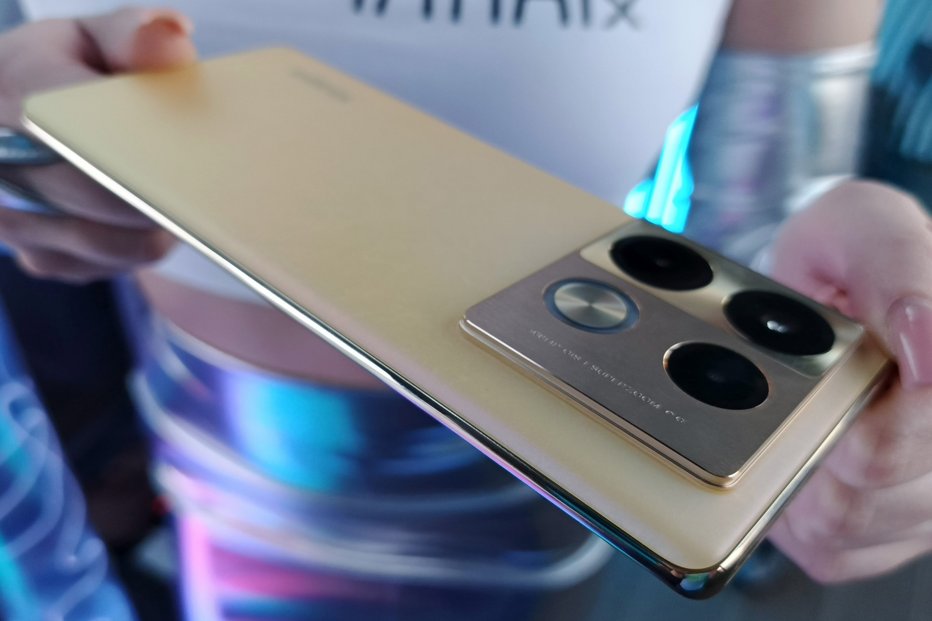 Первый взгляд на смартфоны линейки Infinix Note 40 / Смартфоны и мобильные  телефоны / iXBT Live