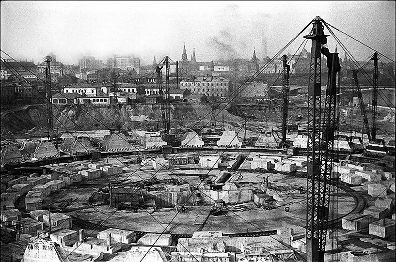 Дворец Советов в Москве