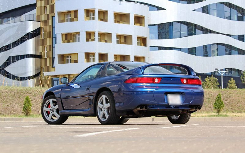Топ-5 самых дорогих автомобилей Mitsubishi