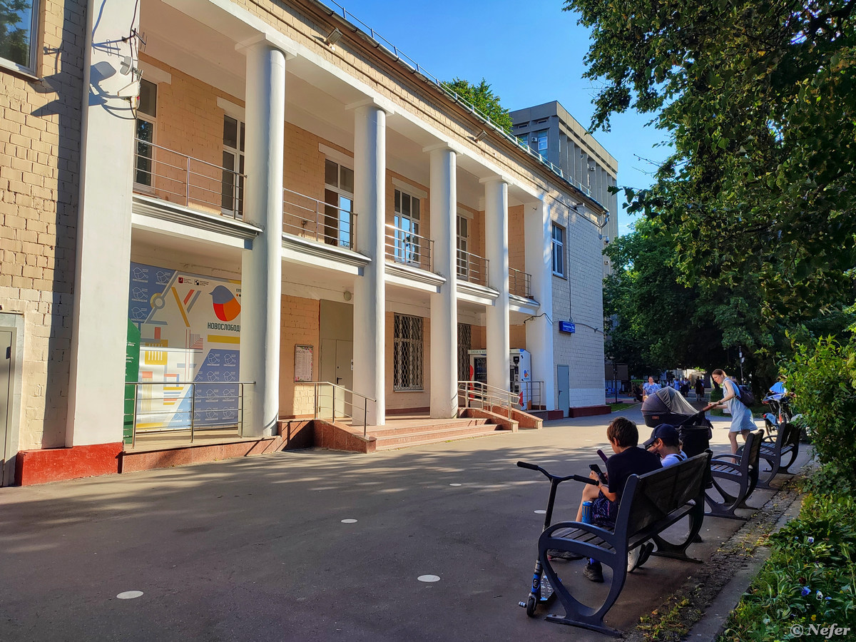 Редкий для Москвы образец северного модерна и случайно найденный парк /  Путешествия и туризм / iXBT Live