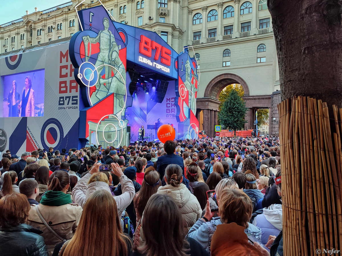 День города: Маликов, акробаты, балерины, вагон метро на Тверской и все  такое / Оффтопик / iXBT Live