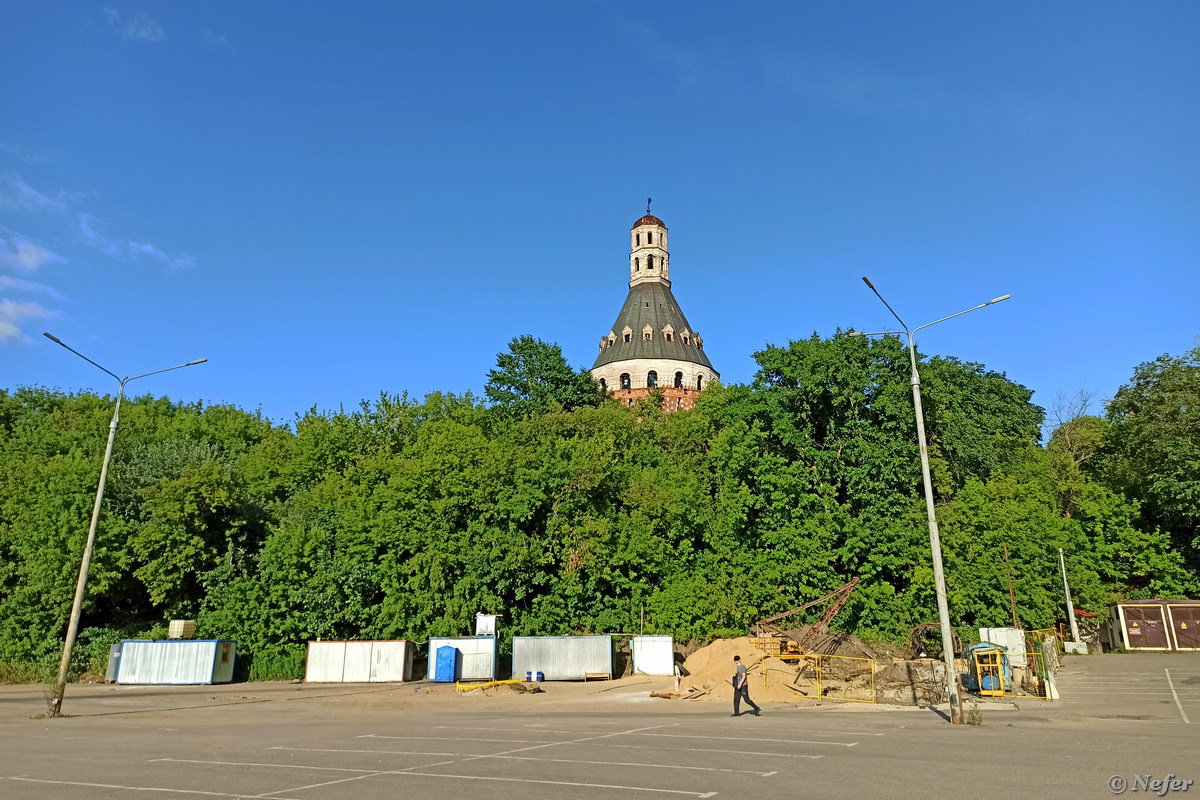 Самая большая крепостная башня Москвы и остатки Симонова монастыря /  Путешествия и туризм / iXBT Live