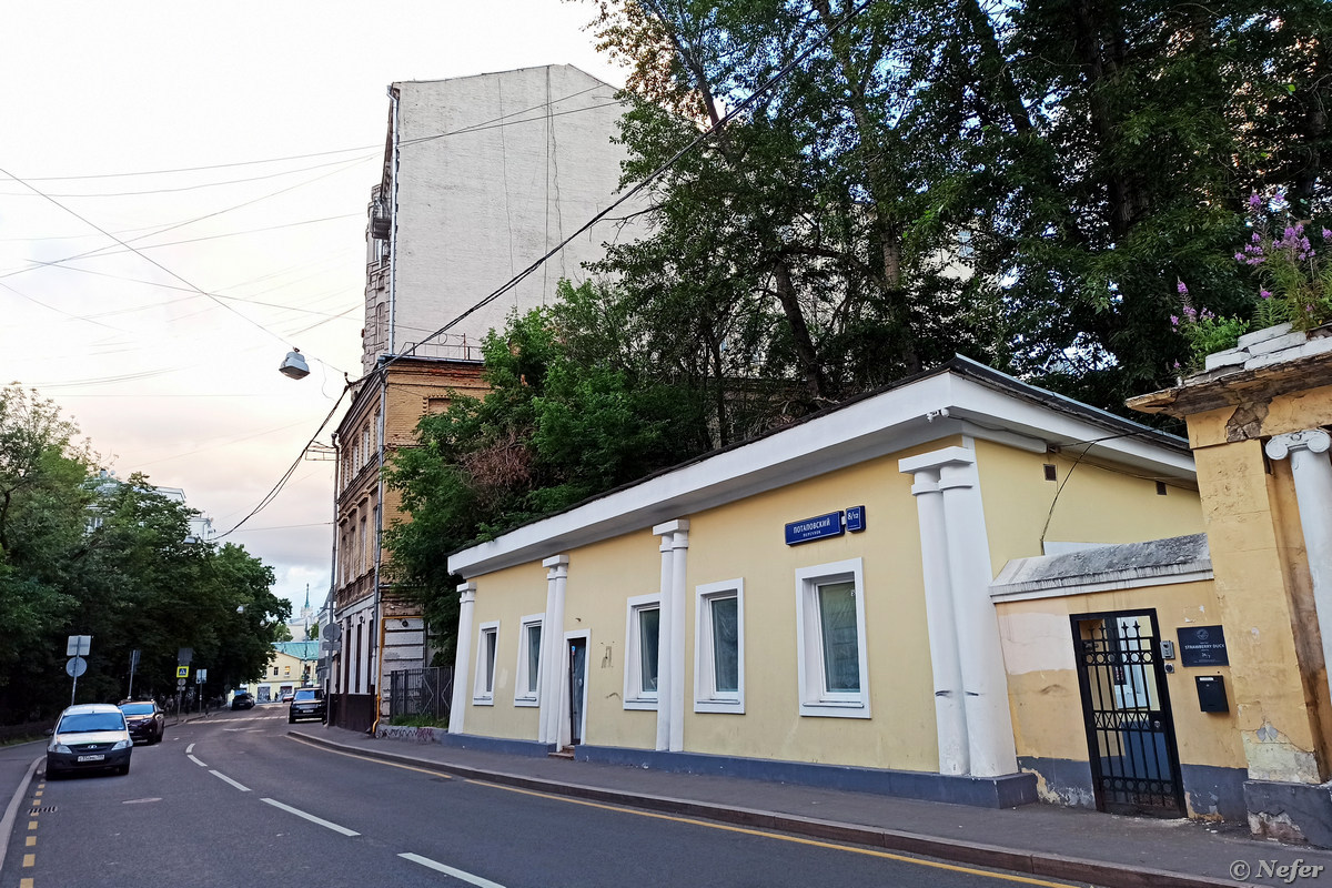 Дом-яйцо и другие необычные объекты в центре Москвы / Путешествия и туризм  / iXBT Live