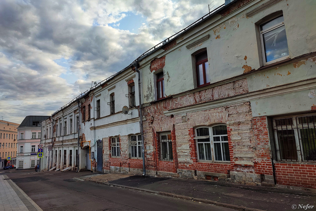 Старая Москва: как сегодня выглядит легендарная Хитровка, где располагались  дешевые кабаки и зловонные ночлежки / Путешествия и туризм / iXBT Live