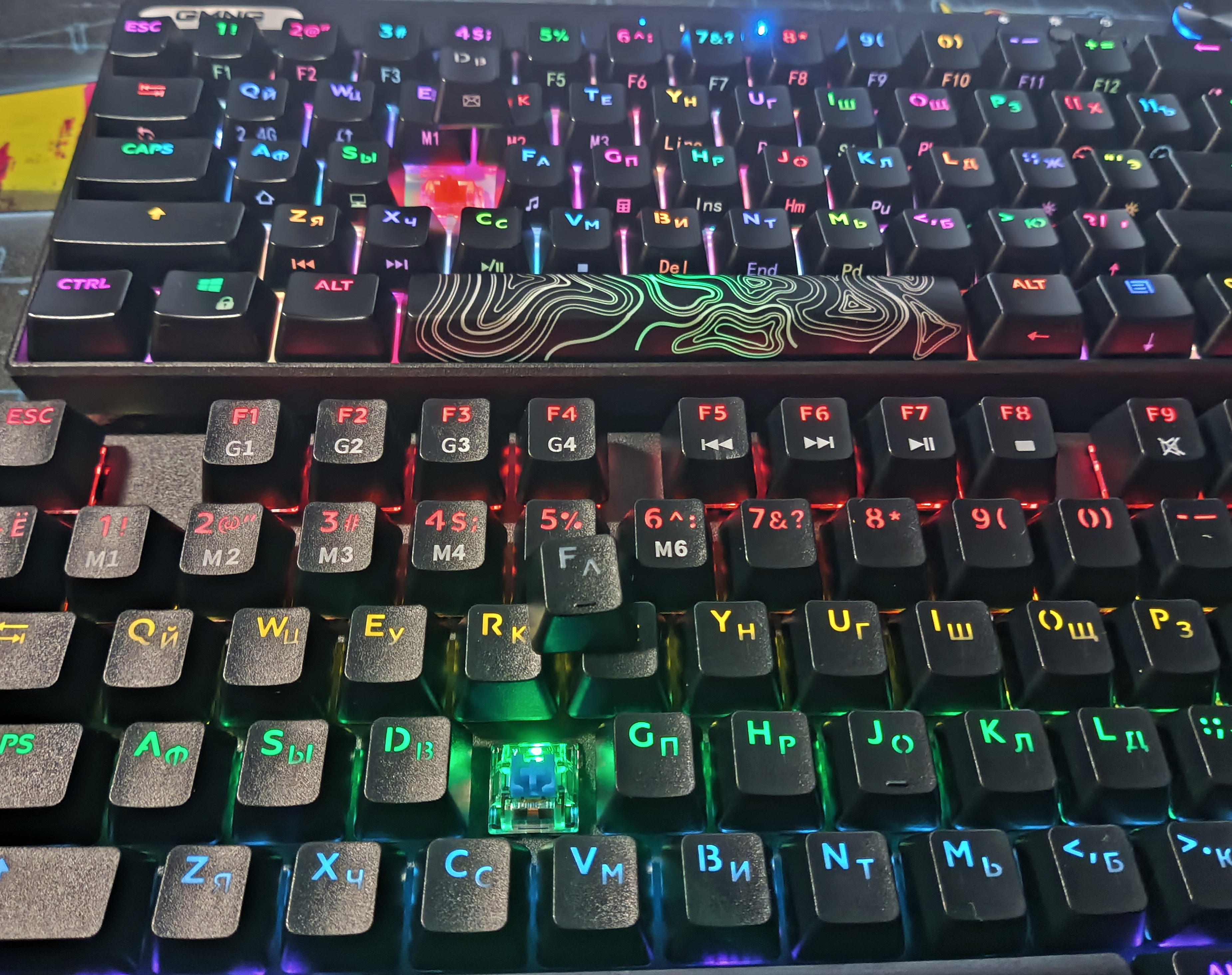 Обзор беспроводной игровой клавиатуры Gmng XK1 с красными свичами и  RGB-подсветкой / Мыши, клавиатуры, офисная и геймерская периферия / iXBT  Live