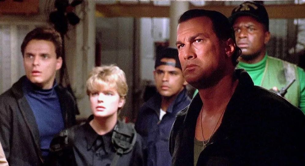 Гэри Бьюзи из фильма «В осаде» 1992 года: какой получилась его жизнь и  карьера / Кино и сериалы / iXBT Live