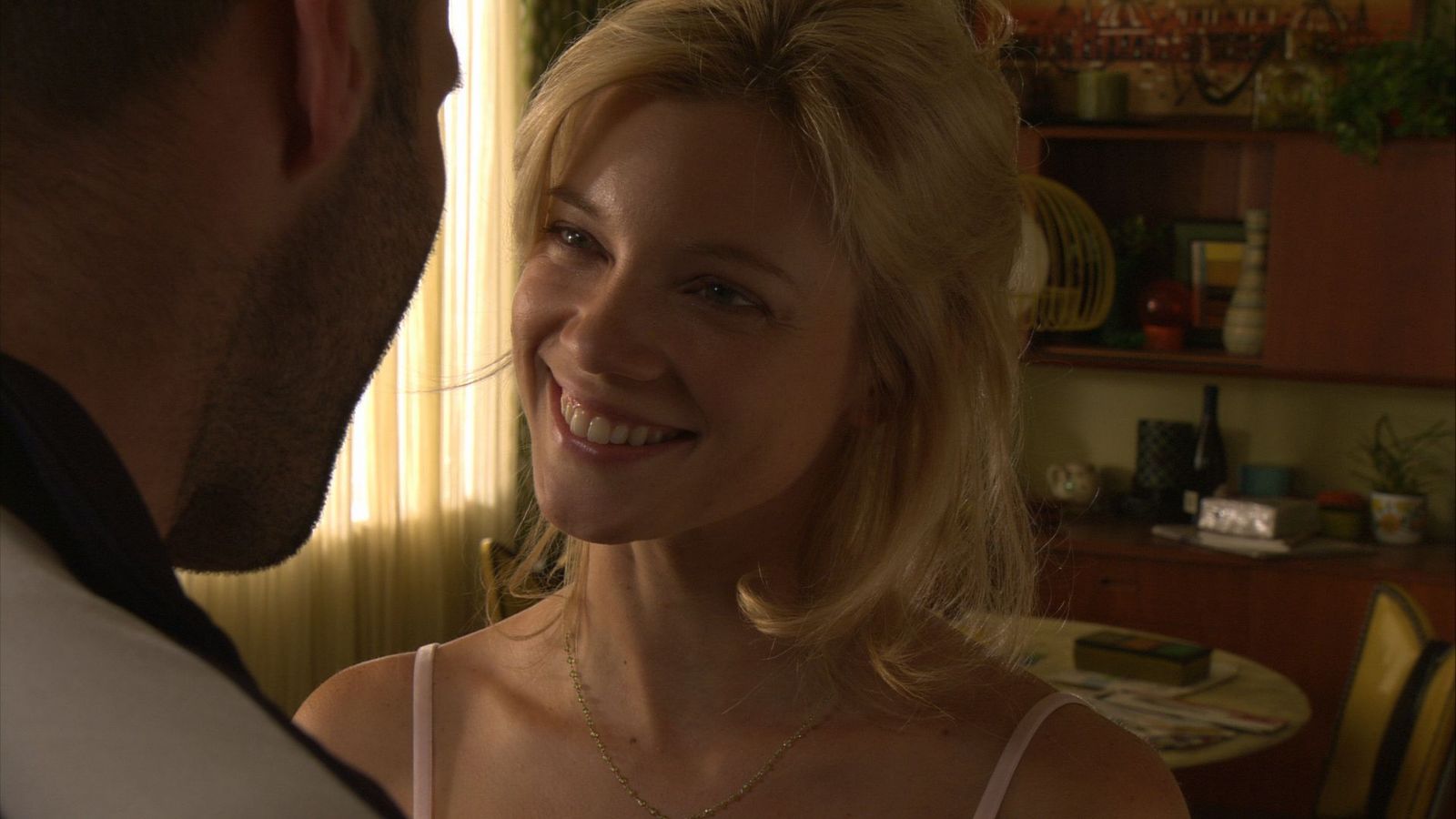 Эми Смарт «Адреналин» фильмінен жалаңаш суреттер