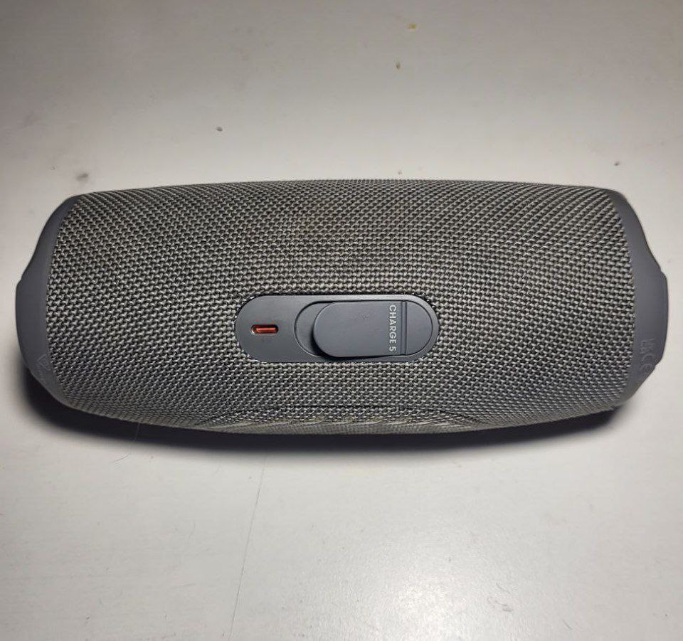   JBL Charge 5              