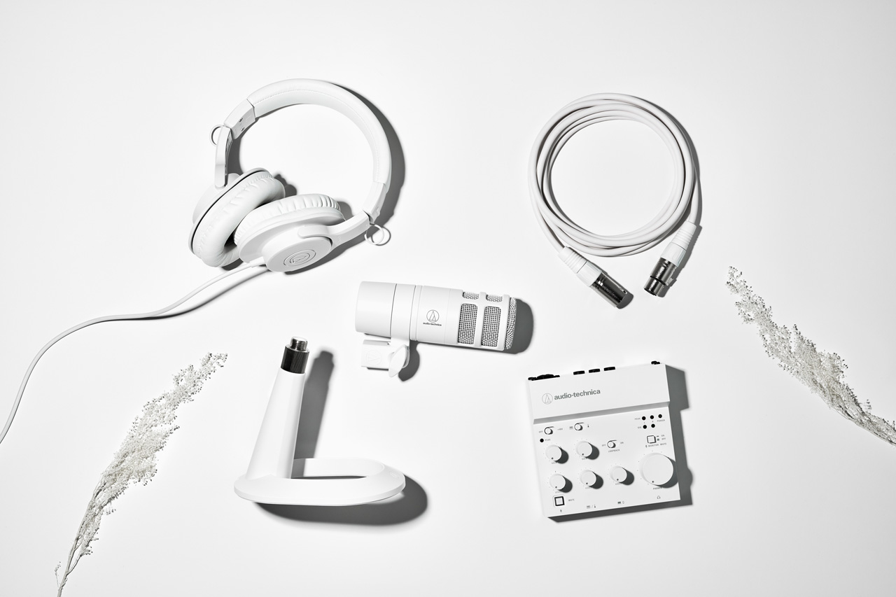 Audio-Technica выпустила динамический микрофон AT2040 в белом
