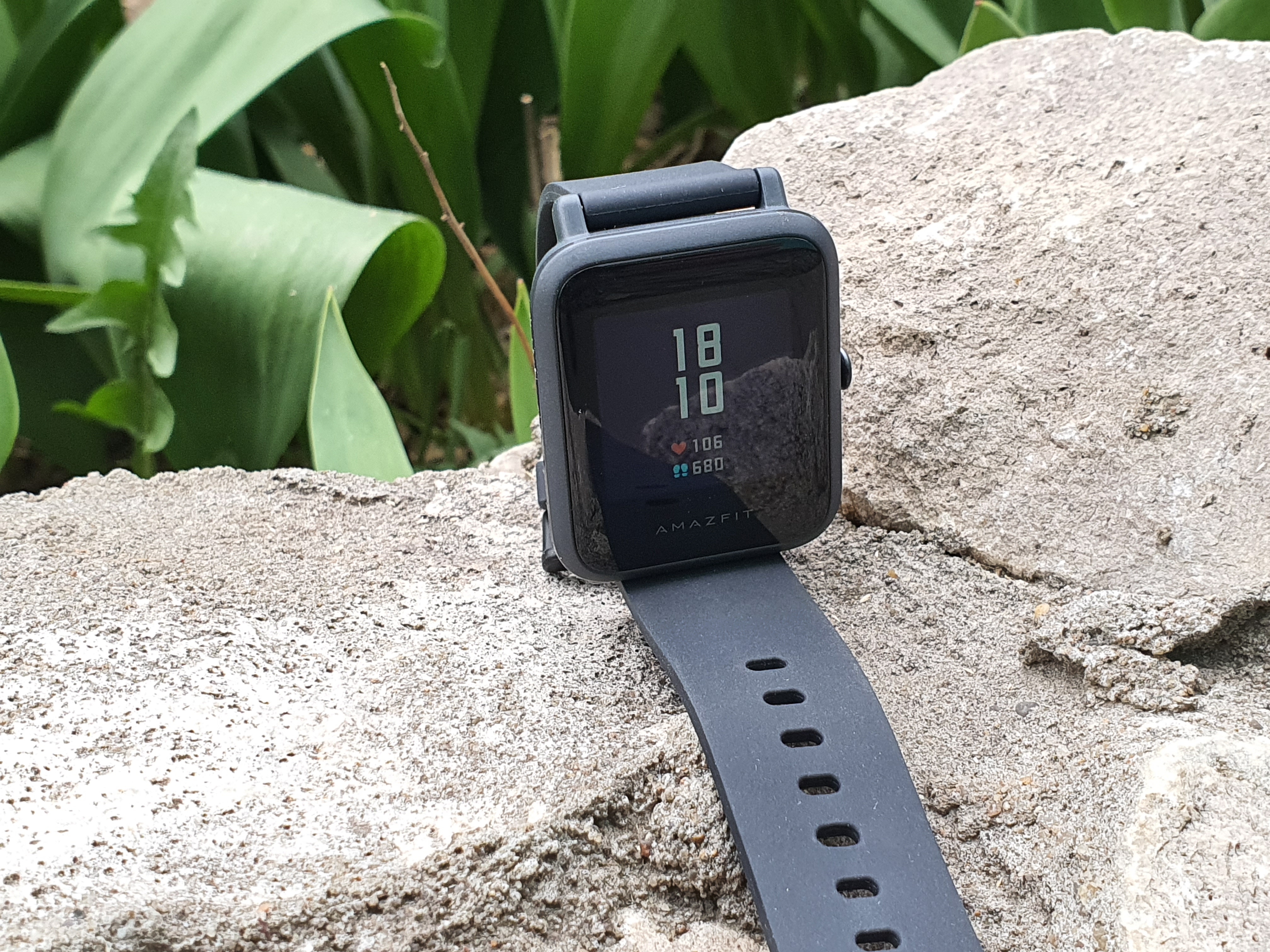 Новый смарт-браслет Amazfit Bip S: встроенный GPS и потрясающий дисплей ...