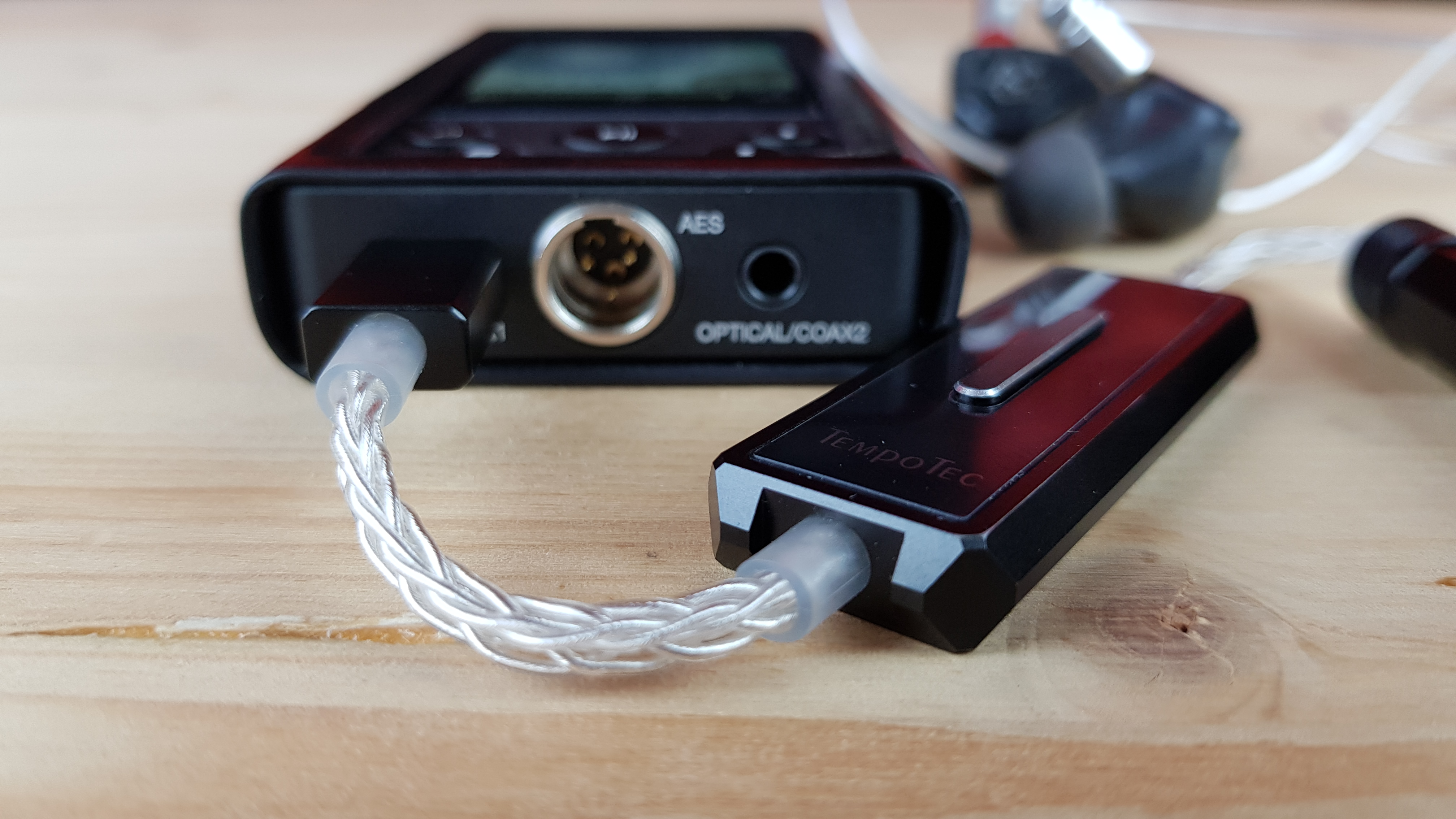 TempoTec Sonata E44 