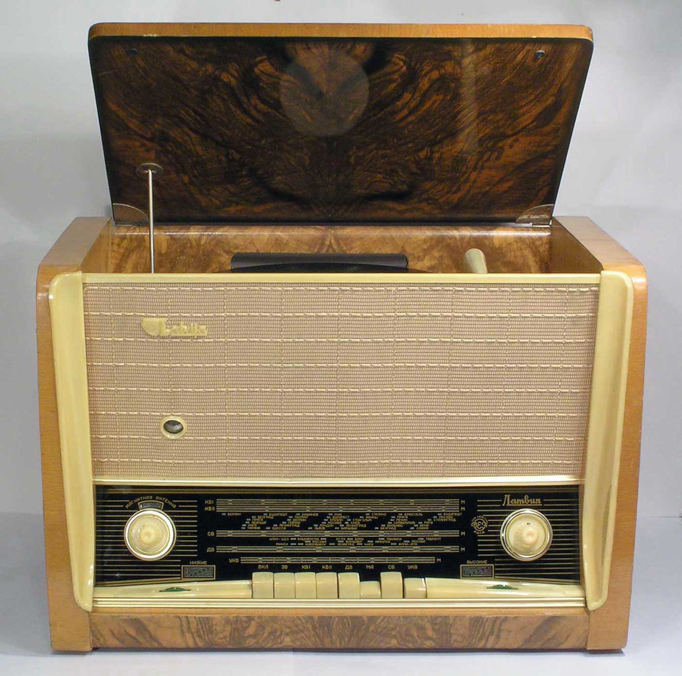 Радиола Латвия (РН-59): как это было / Hi-Fi и цифровой звук / iXBT Live