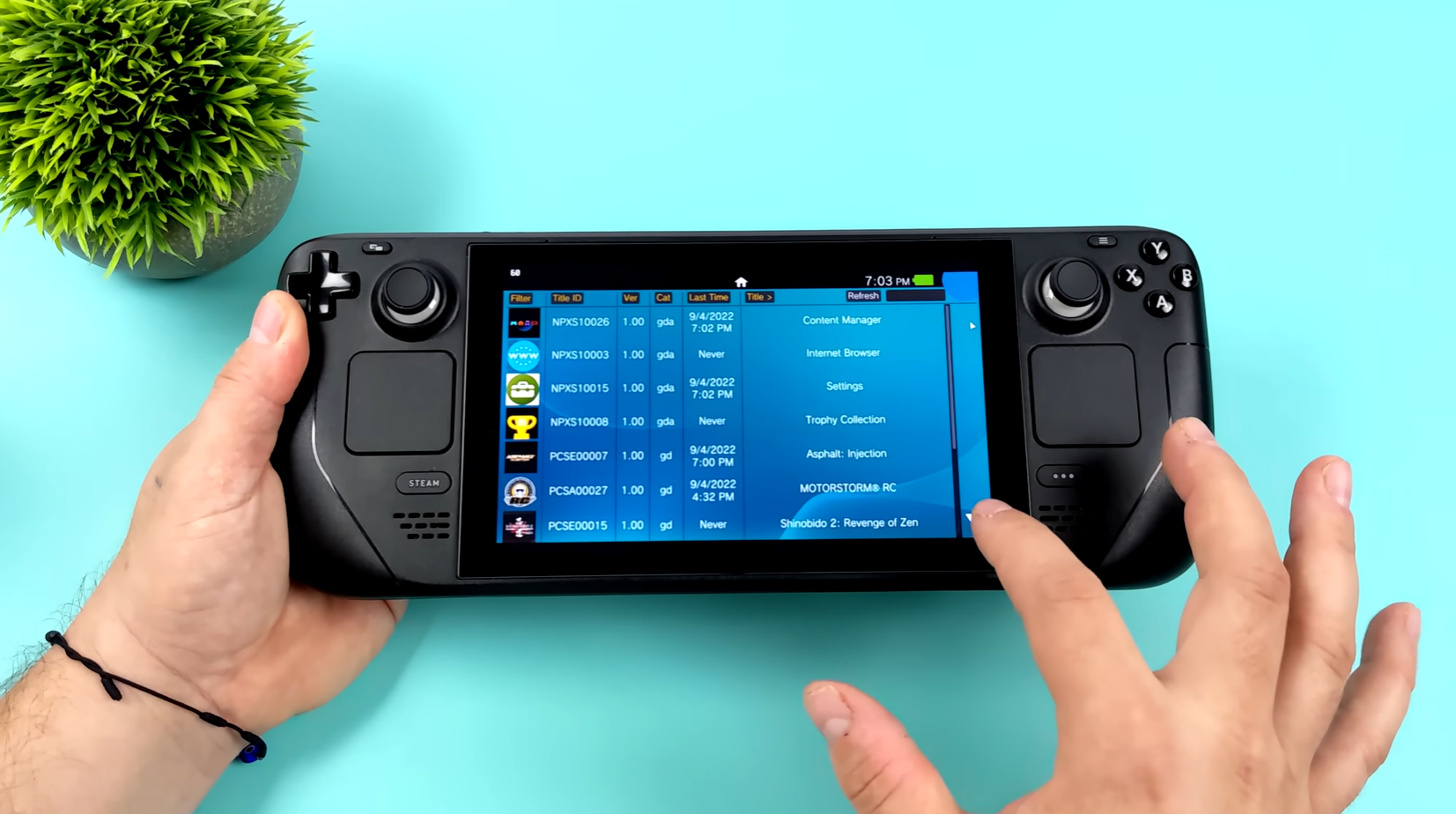 Блогер превратил Steam Deck в PlayStation Vita с помощью эмулятора